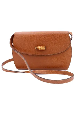 1980s Gucci Caramel Brown Leather Crossbody Shoulder Bag