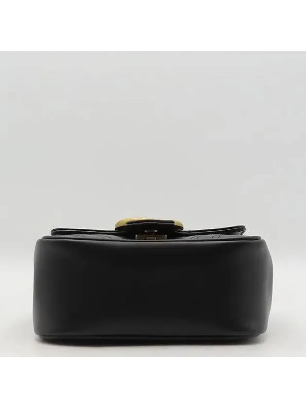 739682 Crossbody Bag