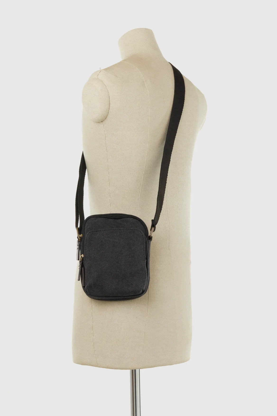 Blake Canvas/Lea Trim Phone Bag