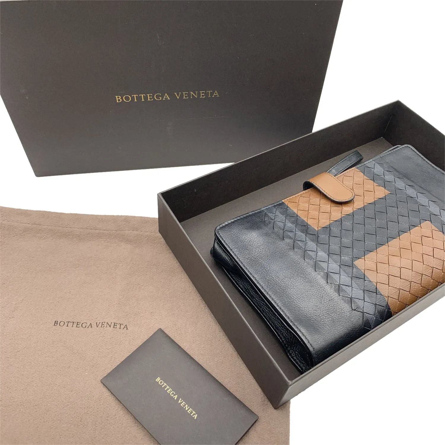 BOTTEGA VENETA Black Intrecciato Leather Multifuctional Clutch Bag