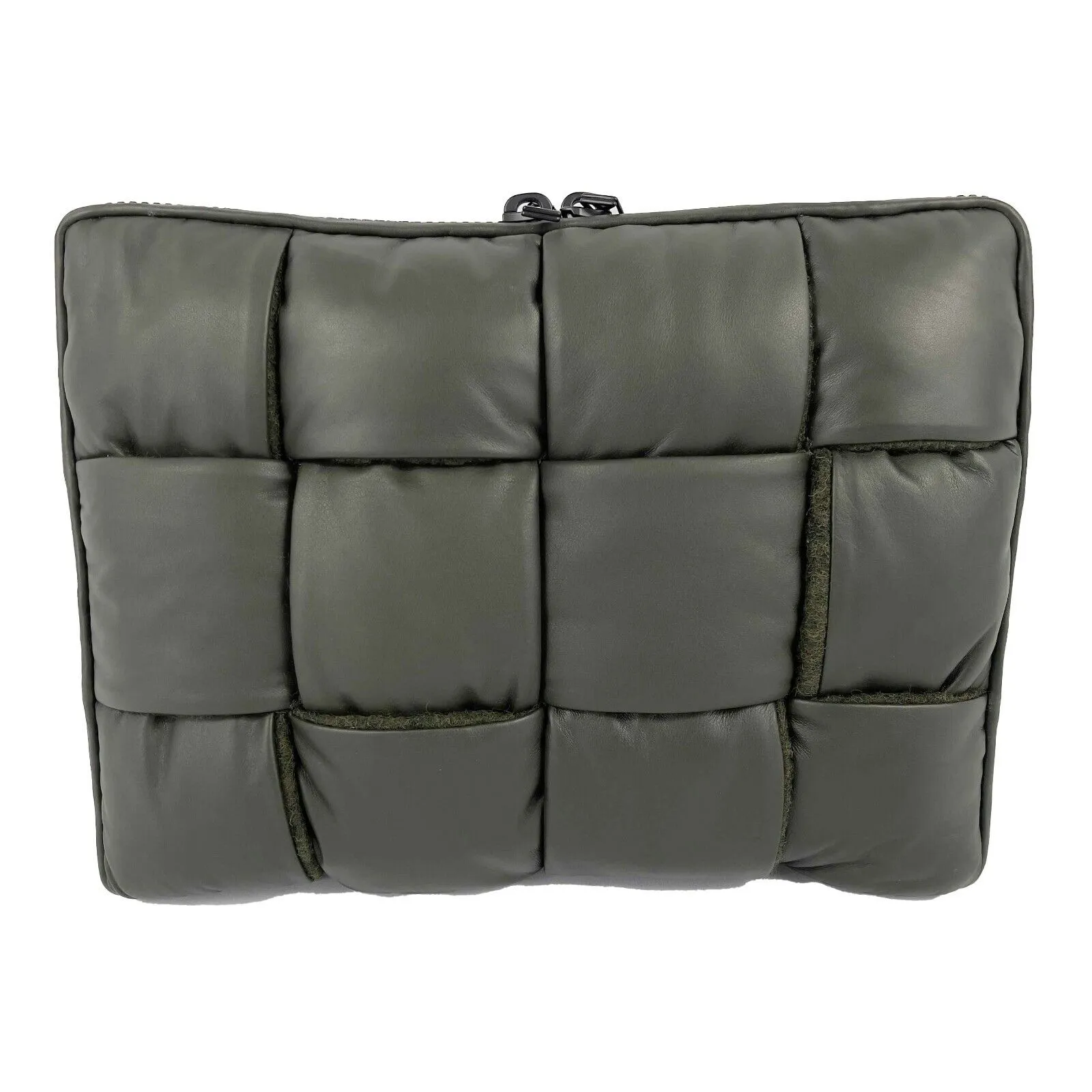 BOTTEGA VENETA - Padded Maxi Intrecciato Woven Laptop Pouch - Green Clutch - NWT