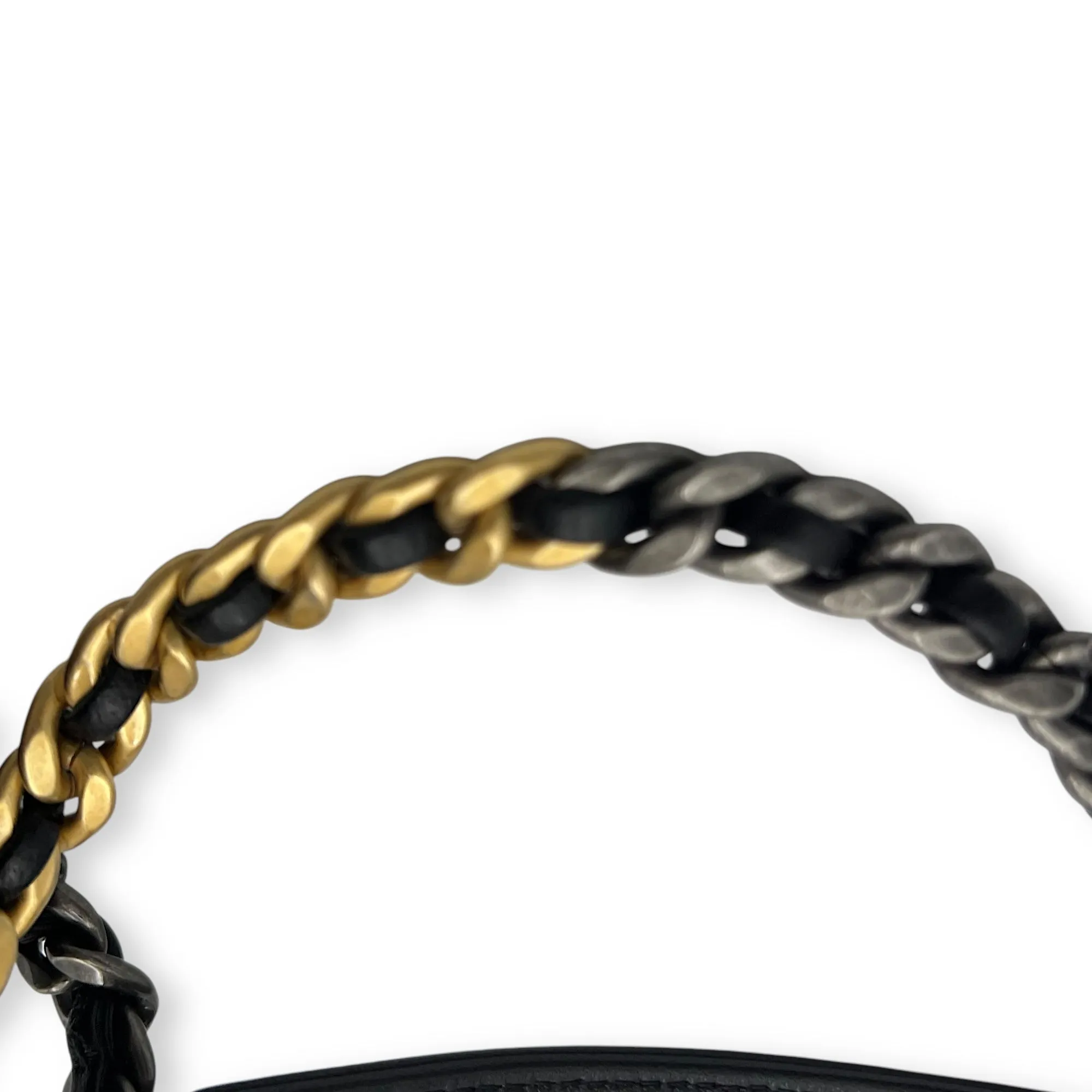 C19 Chain Pouch Black Crossbody Bag in Lambskin, Mixed hardware