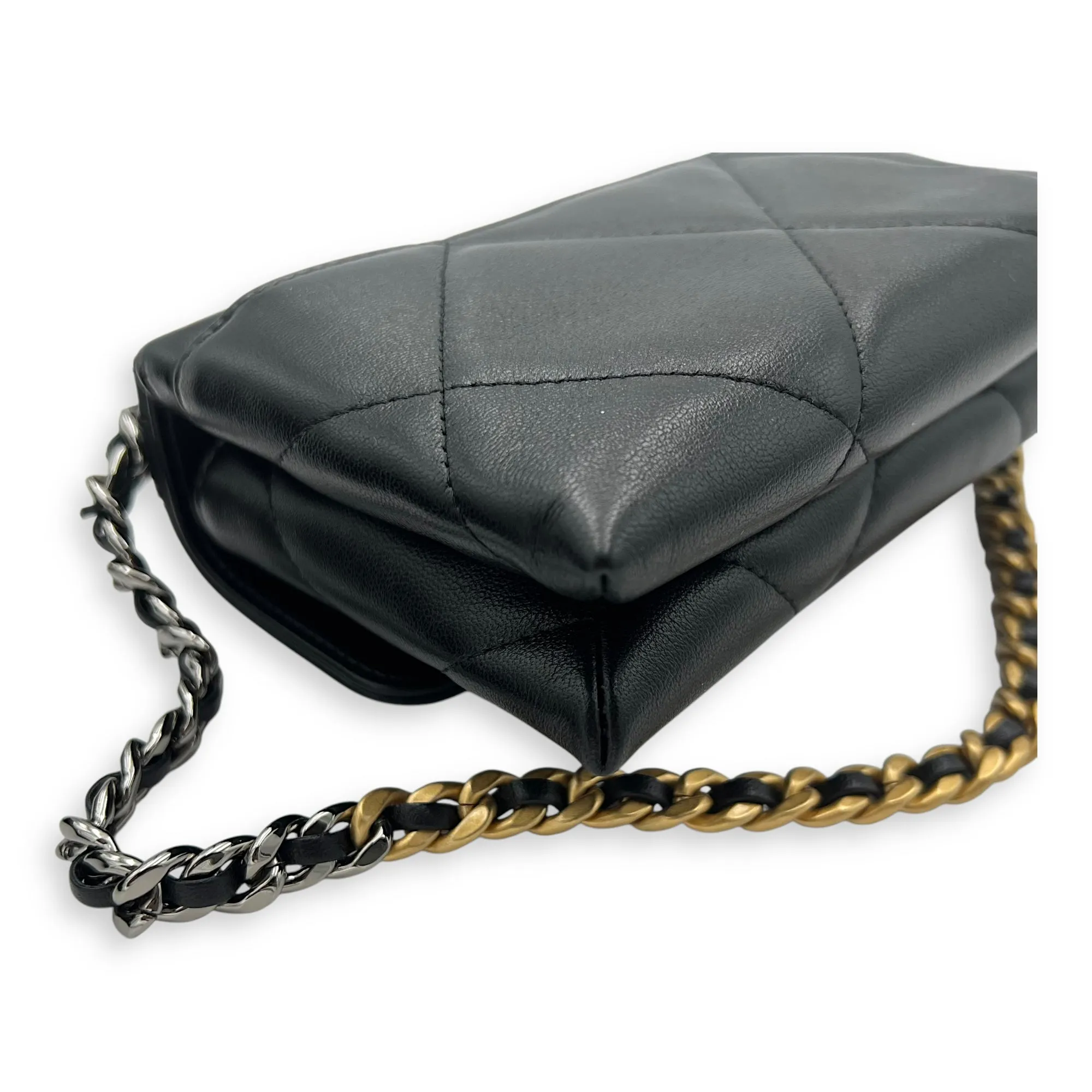 C19 Chain Pouch Black Crossbody Bag in Lambskin, Mixed hardware