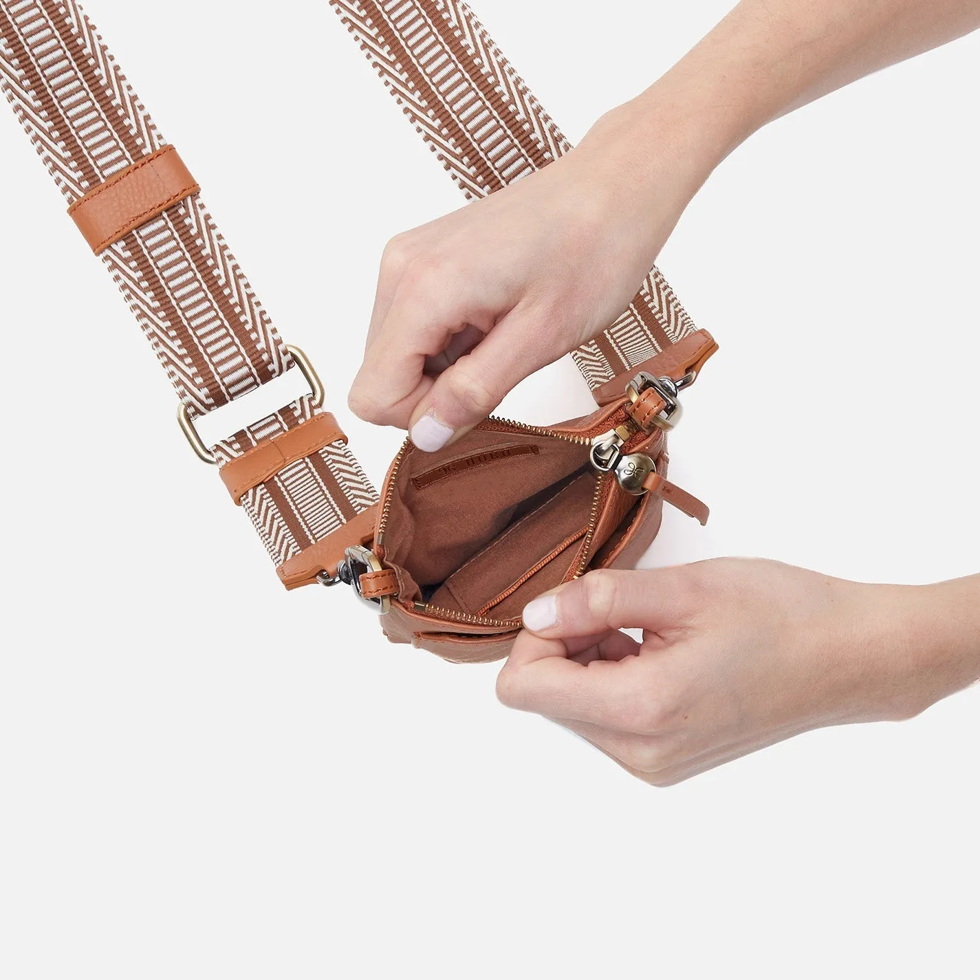 Cass • Phone Crossbody