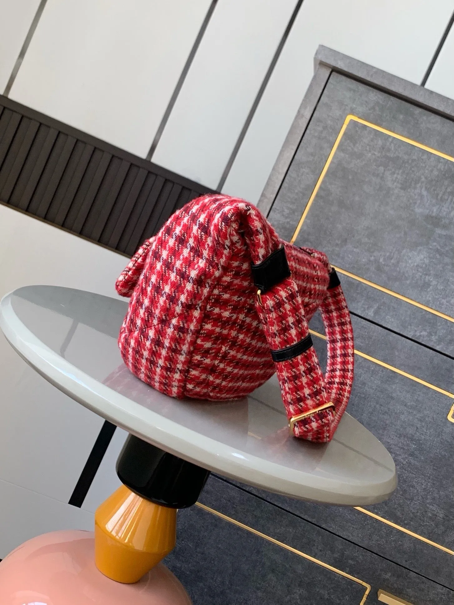 CC1090 Large Hobo Bag / HIGHEST QUALITY VERSION / 7.1 x 11.8 x 3.1in