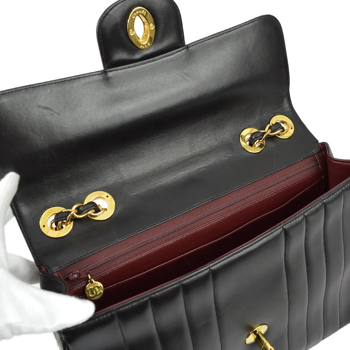 Chanel 1994-1996 Black Lambskin Jumbo Vertical Stitch Classic Flap Bag