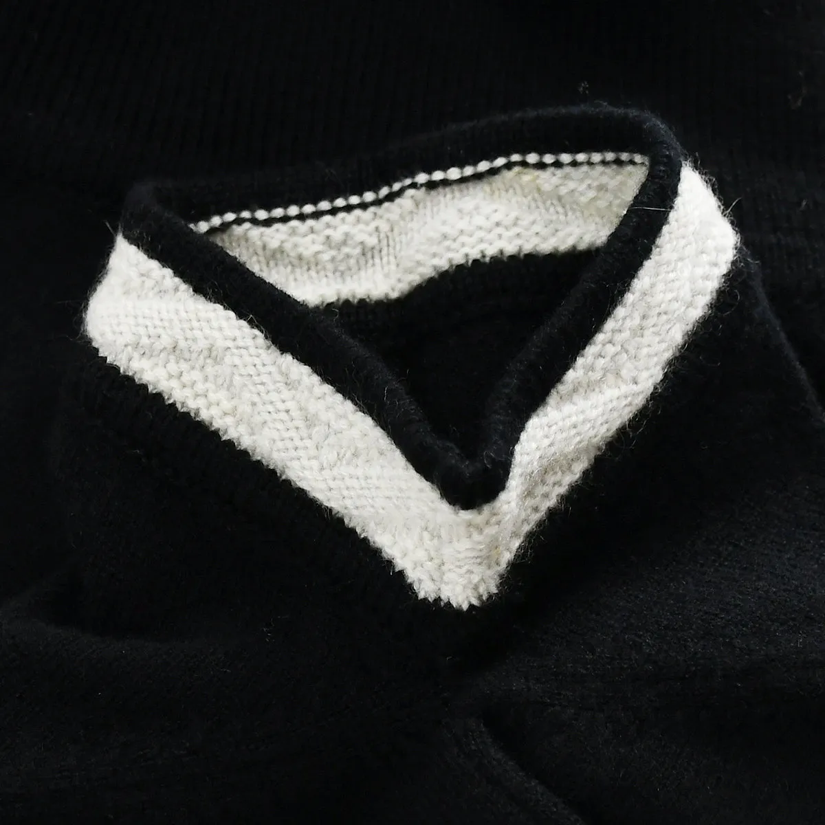 Chanel 2004 fall CC-logo cashmere polo dress #40