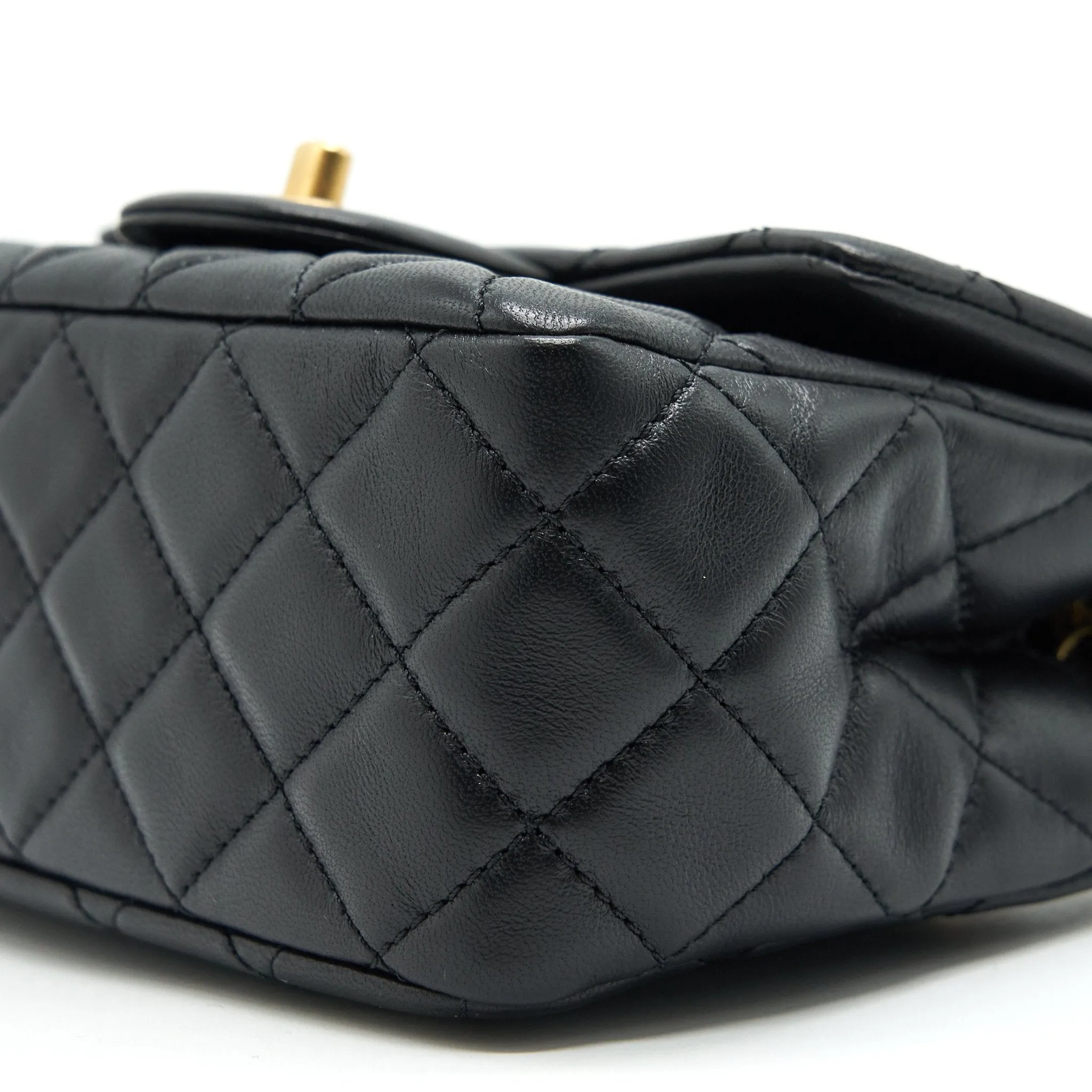 Chanel 21B Pearl Crush Mini Square Flap Bag Black GHW