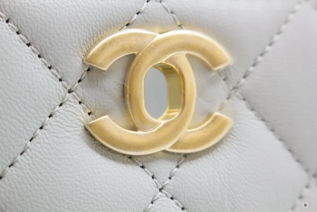 Chanel 23C Pearl Crush Hobo Ice Blue Calfskin Shoulder Bags Gbhw