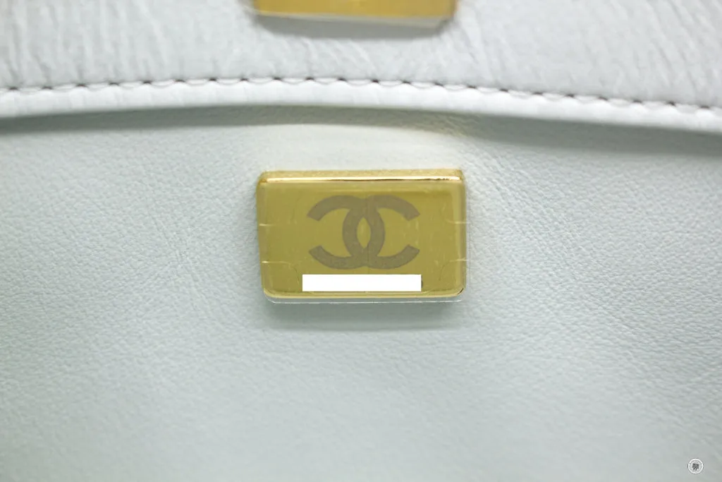 Chanel 23C Pearl Crush Hobo Ice Blue Calfskin Shoulder Bags Gbhw