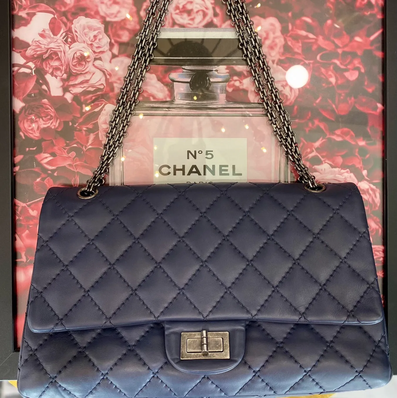 CHANEL 2.55 REISSUE DOUBLE FLAP CALFSKIN LEATHER 226 SHOULDER BAG