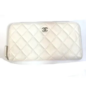 Chanel A50097 Matelasse CC Mark Quilted Wallet Long Wallet White SilverHardware