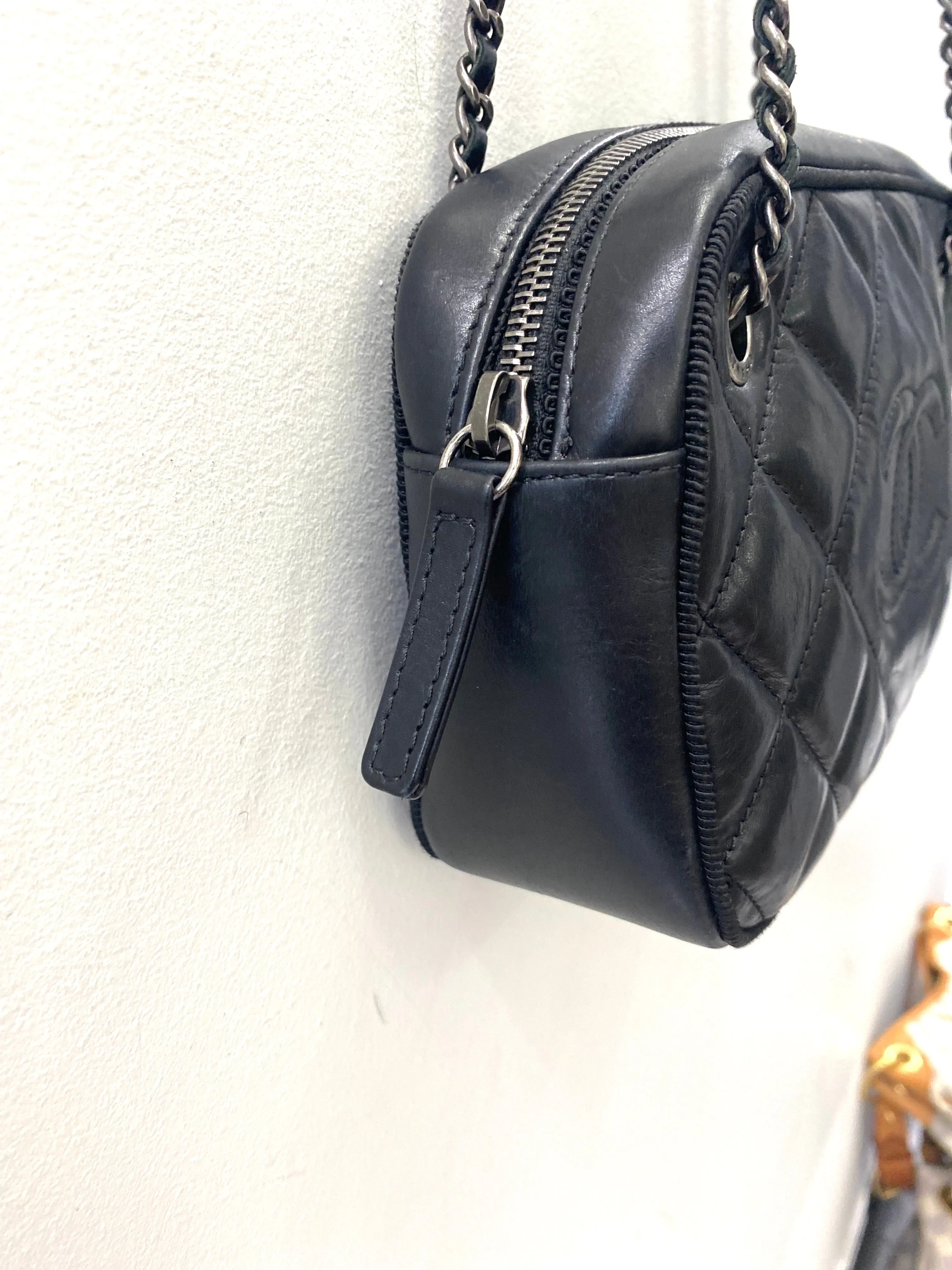 CHANEL CALFSKIN QUILTED LEATHER BALLERINA CAMERA BAG