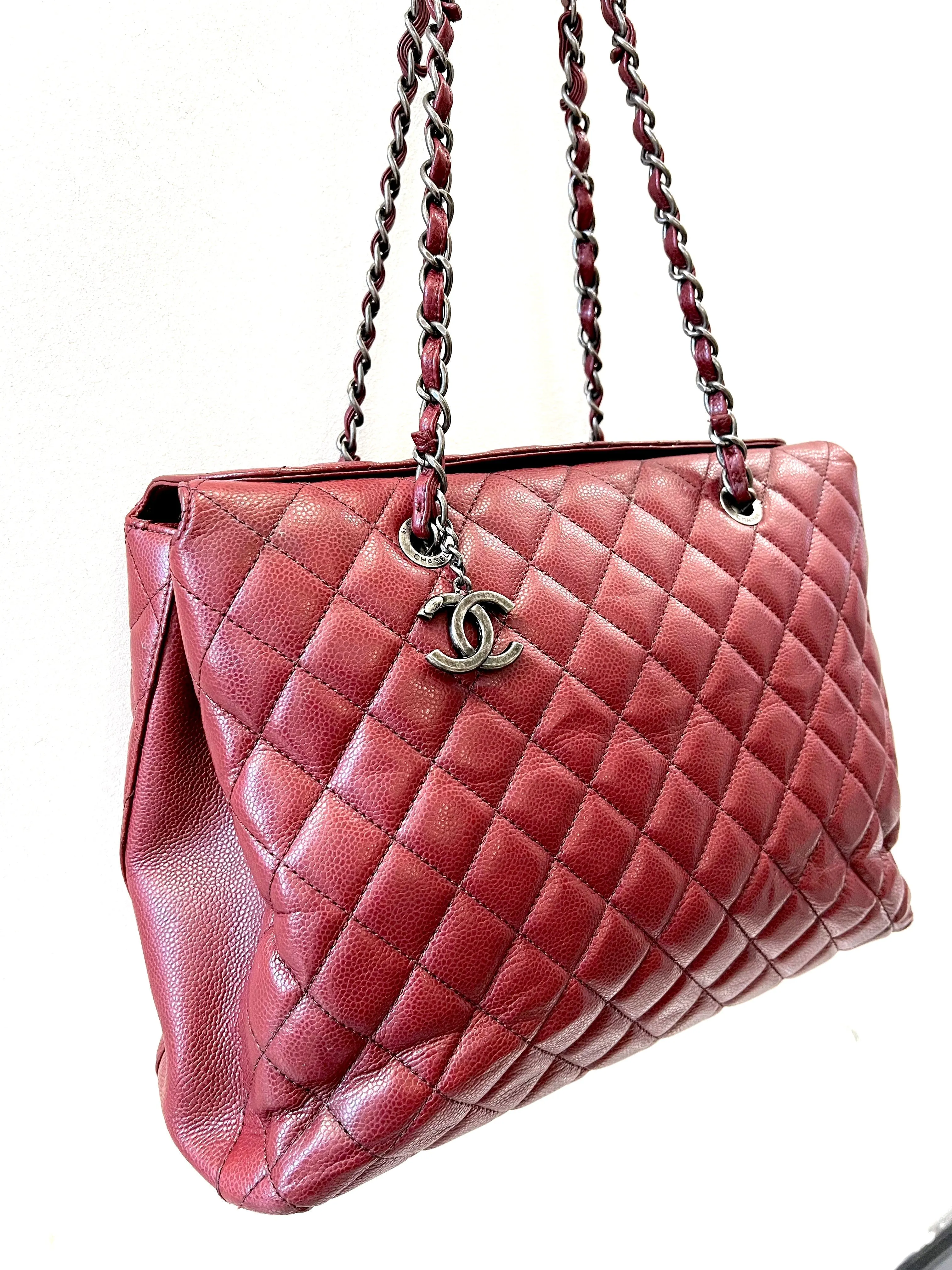 CHANEL CAVIAR QUILTED LEATHER CITY SHOPPER TOTE BAG