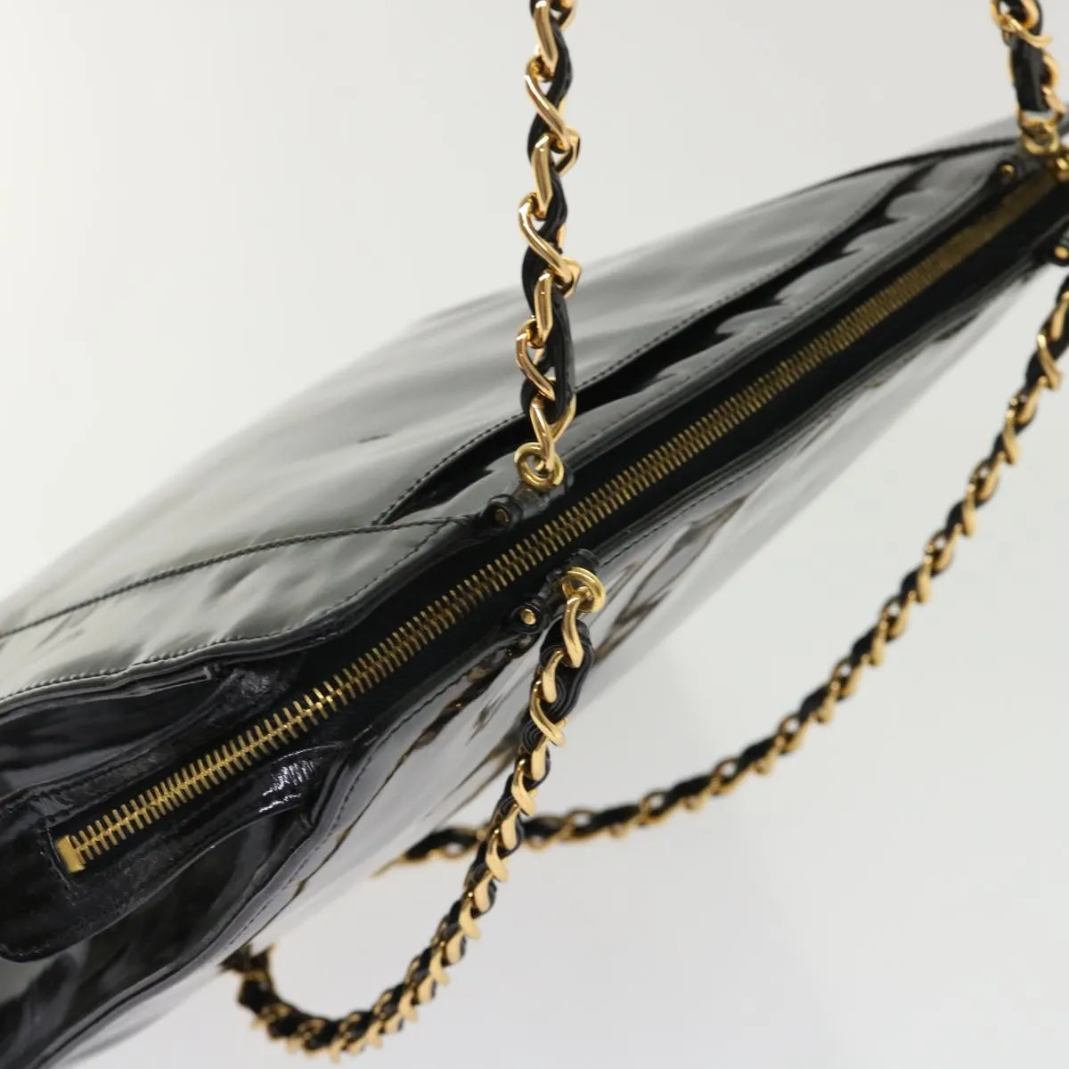 Chanel Chain Shoulder Bag Patent leather Black CC  bs6435