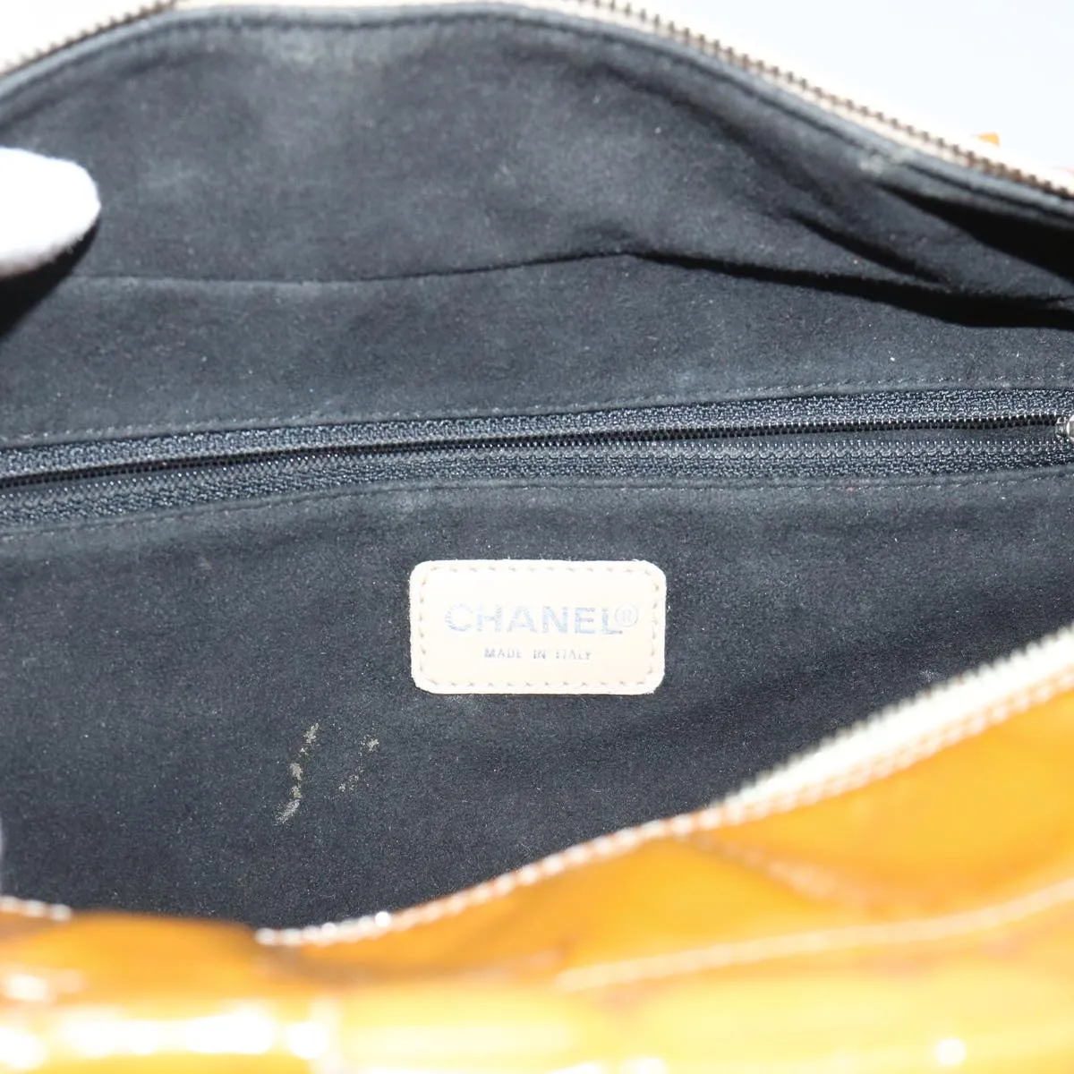 CHANEL Choco Bar Line Shoulder Bag Patent leather Yellow CC Auth bs7801