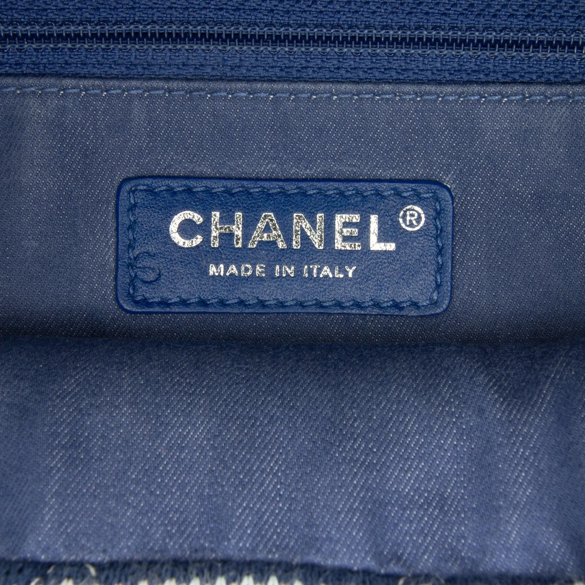 Chanel Jumbo Jersey Rope Flap Bag (SHG-ixkP1F)