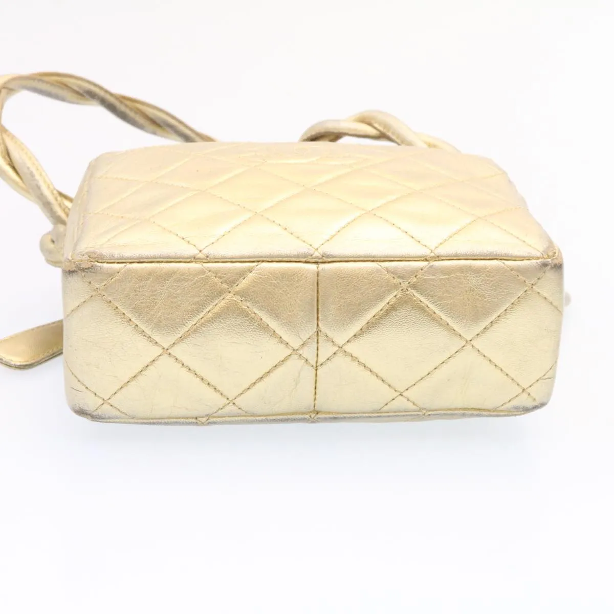 Chanel Lamb Skin Matelasse Shoulder Bag Gold CC  am1684gA