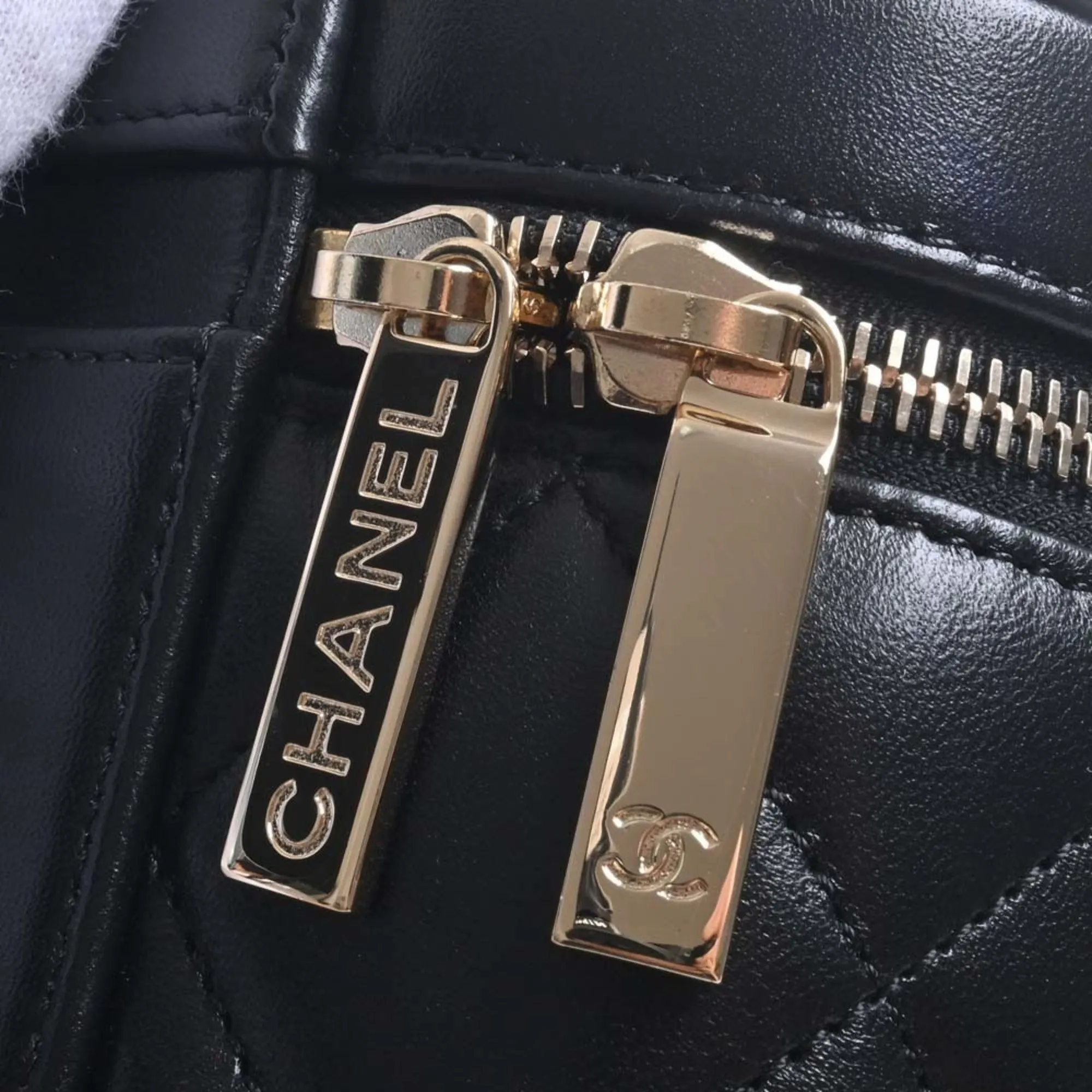 Chanel Lambskin Matelasse Coco Mark Vanity Bag Chain Shoulder Black Women's