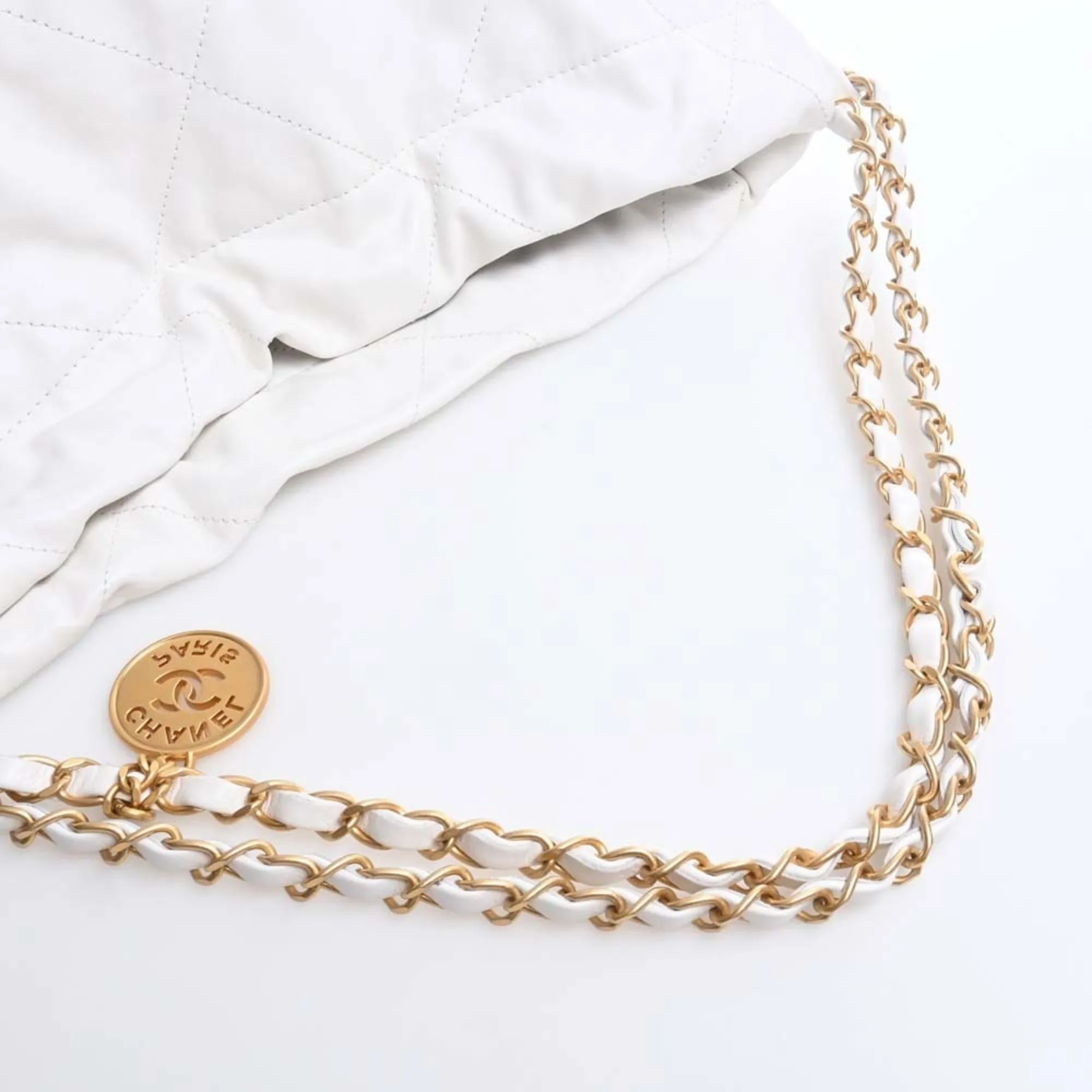 Chanel Leather Quilted  22 Chain Shoulder Bag White Ladies