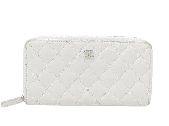 CHANEL Long portefeuille zippe Clutch Bag
