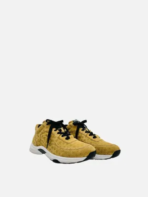 CHANEL Low Top Beige CC Logomania Sneakers