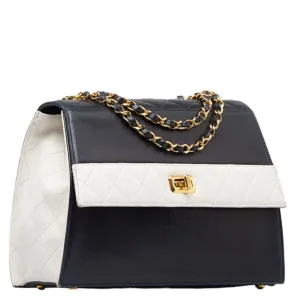 Chanel matelasse bicolor chain shoulder Bag navy white lambskin ladies