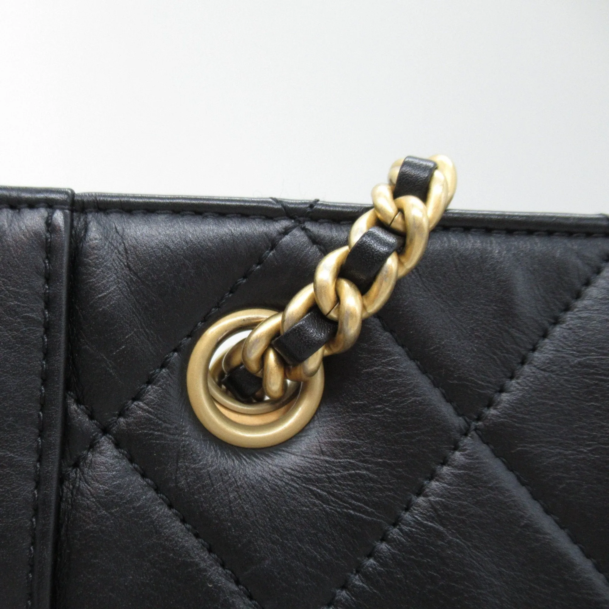 CHANEL Matelasse Shoulder tote Black Lambskin (sheep leather)