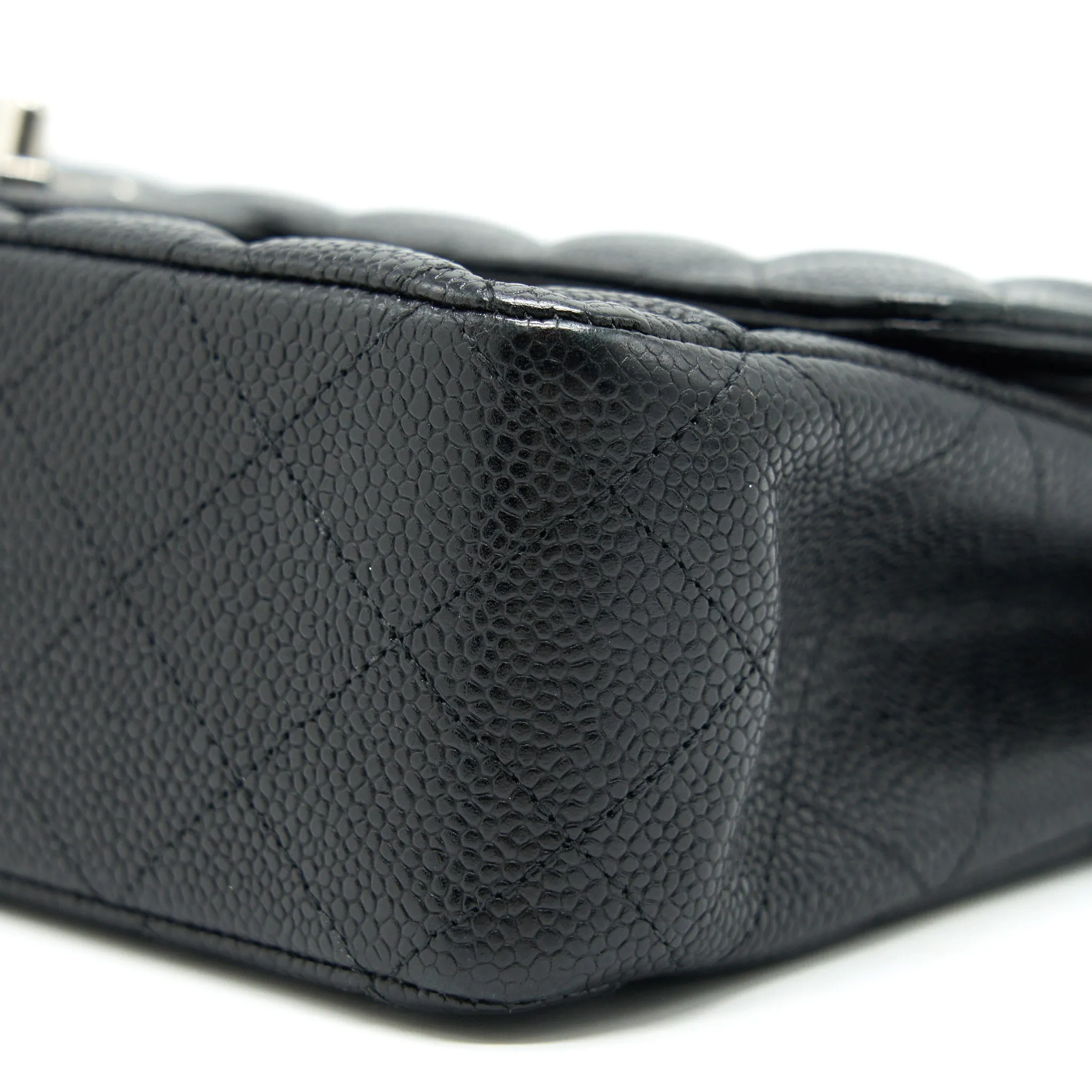 CHANEL MEDIUM CLASSIC DOUBLE FLAP CAVIER SHW