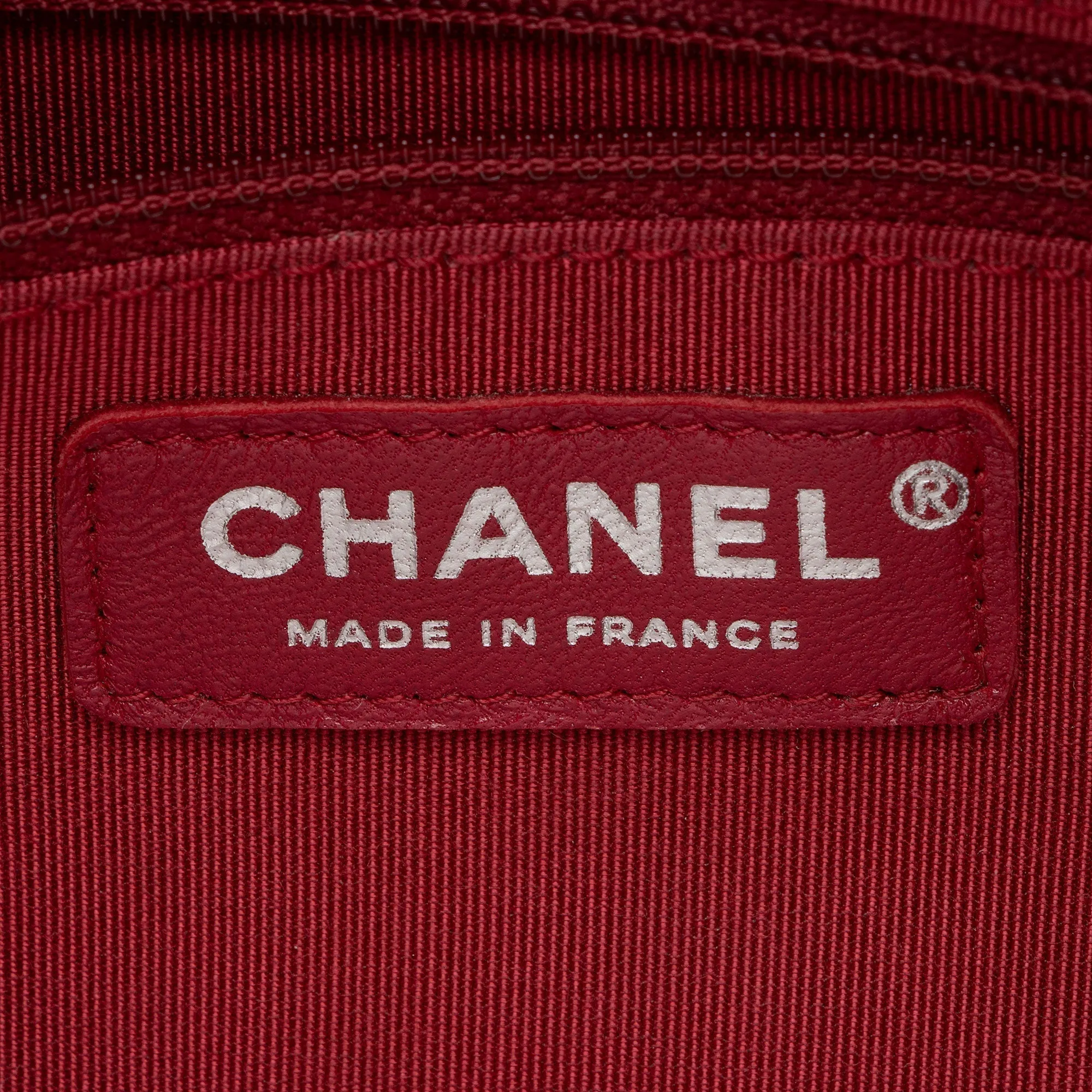 Chanel Metallic Aged Calfskin Gabrielle Medium Hobo (SHF-RJhsNR)