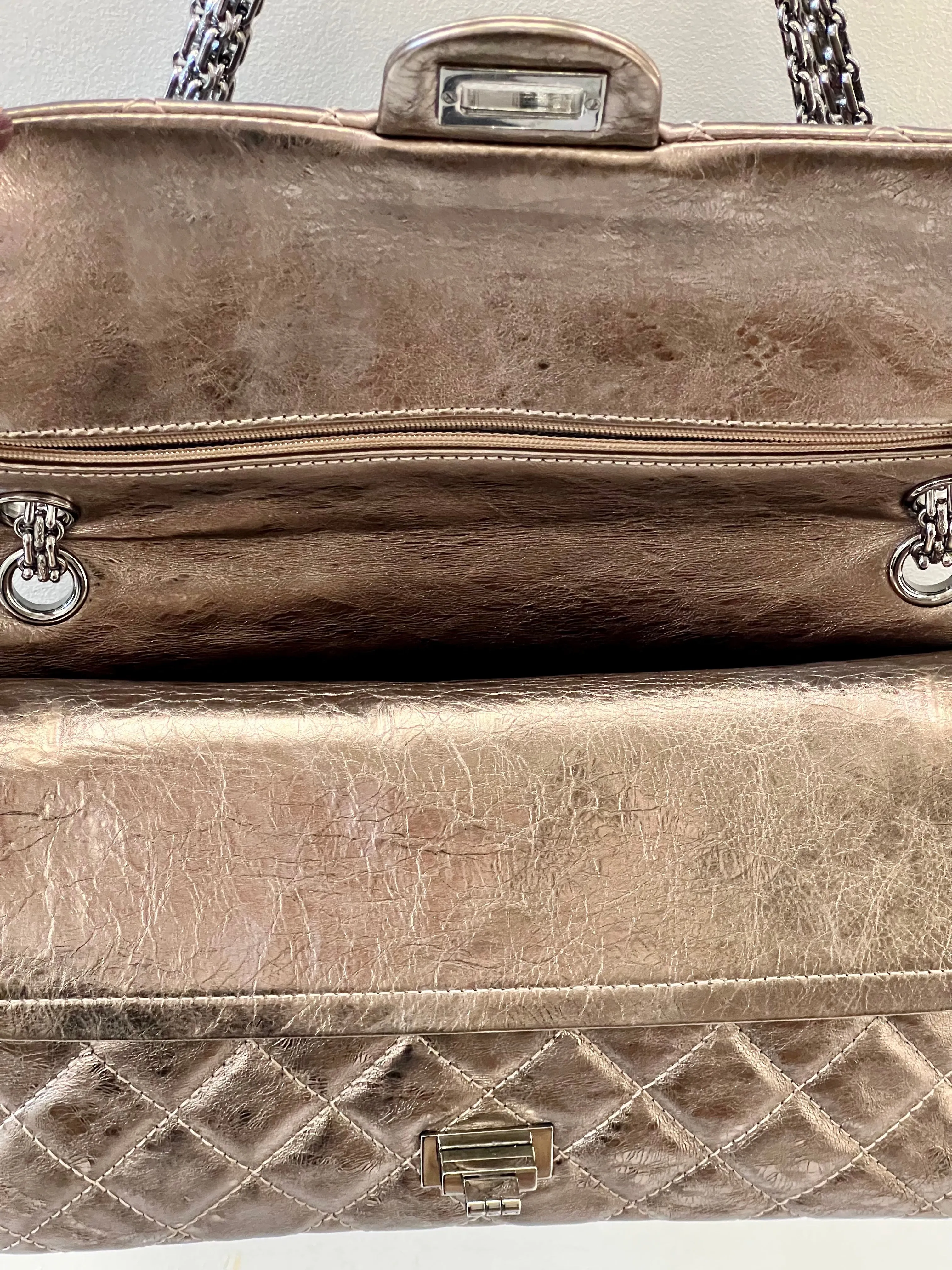 CHANEL METALLIC AGED QUILTED CALFSKIN 2.55 REISSUE FLAP BAG