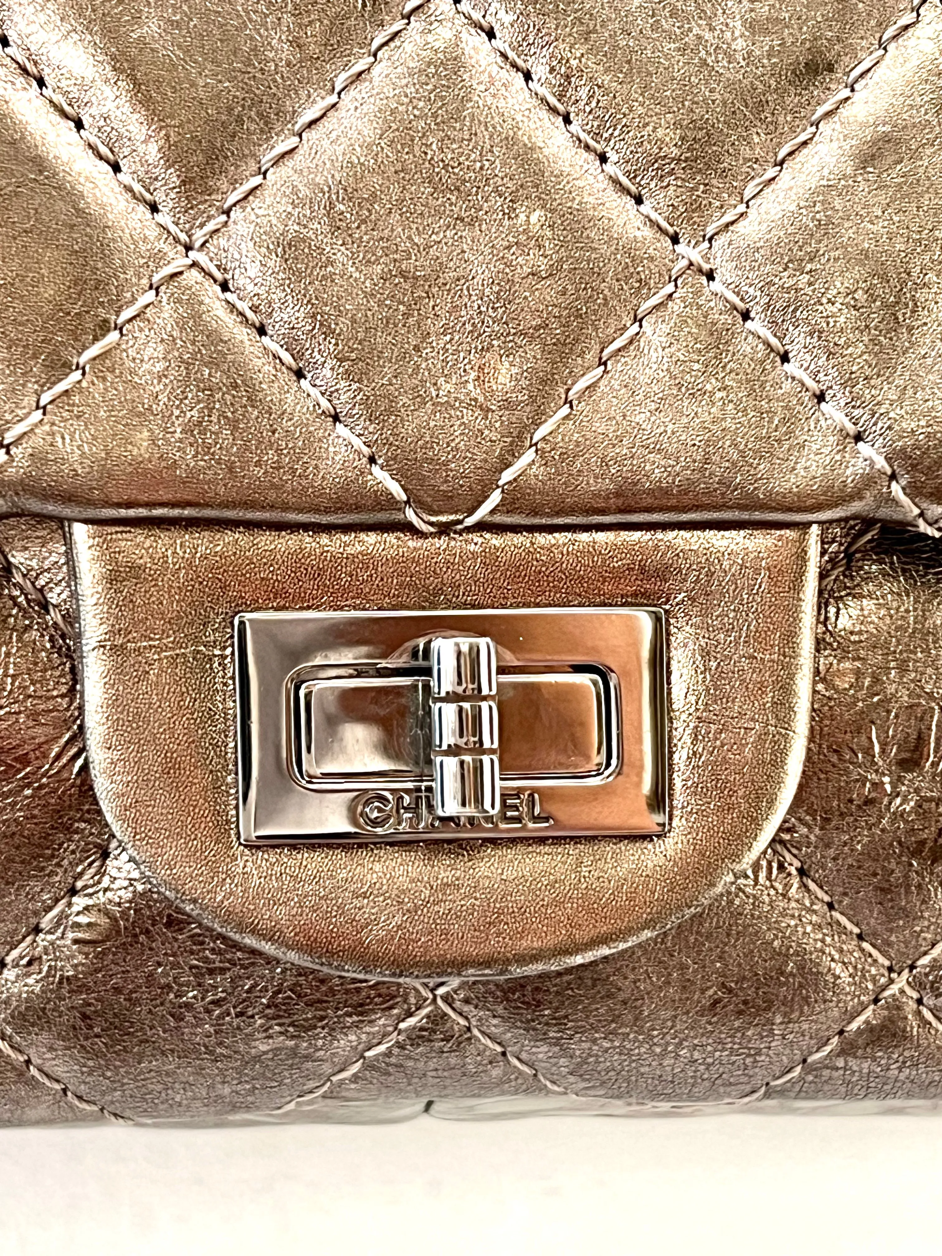 CHANEL METALLIC AGED QUILTED CALFSKIN 2.55 REISSUE FLAP BAG