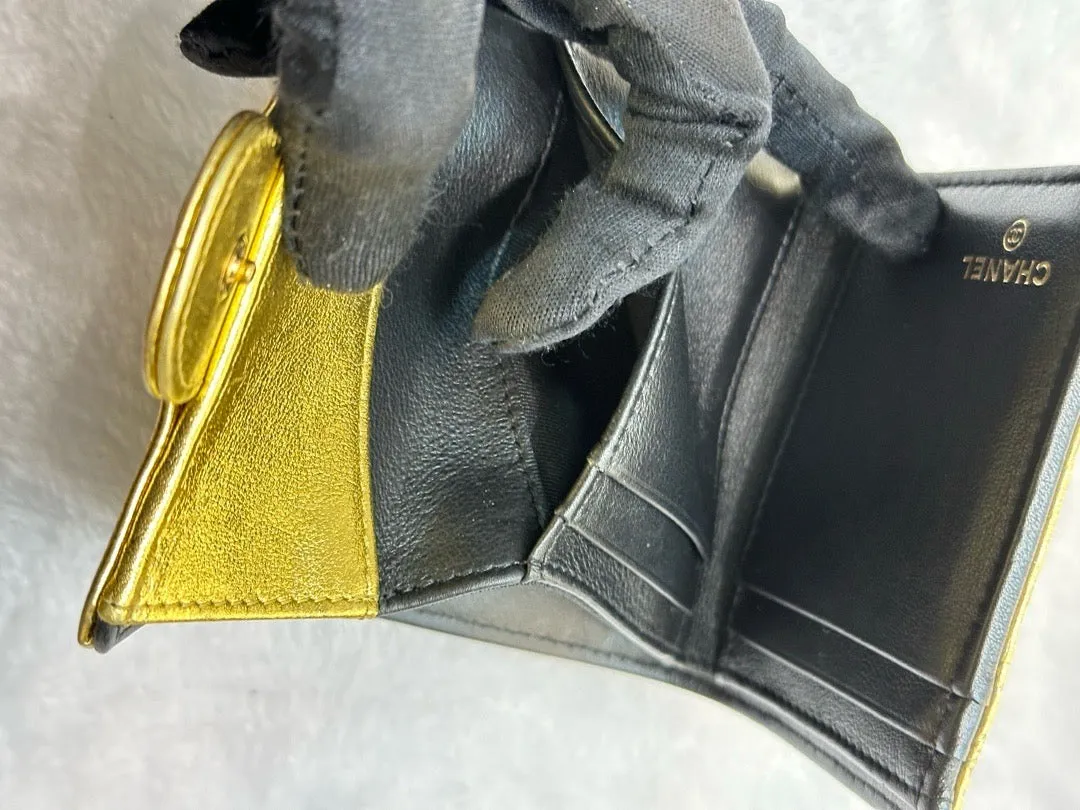 Chanel Metallic Calfskin Crocodile Embossed Cocodile Compact Flap Wallet Gold GHW
