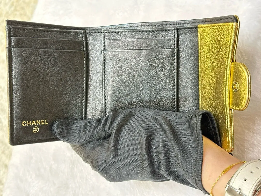 Chanel Metallic Calfskin Crocodile Embossed Cocodile Compact Flap Wallet Gold GHW