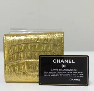 Chanel Metallic Calfskin Crocodile Embossed Cocodile Compact Flap Wallet Gold GHW