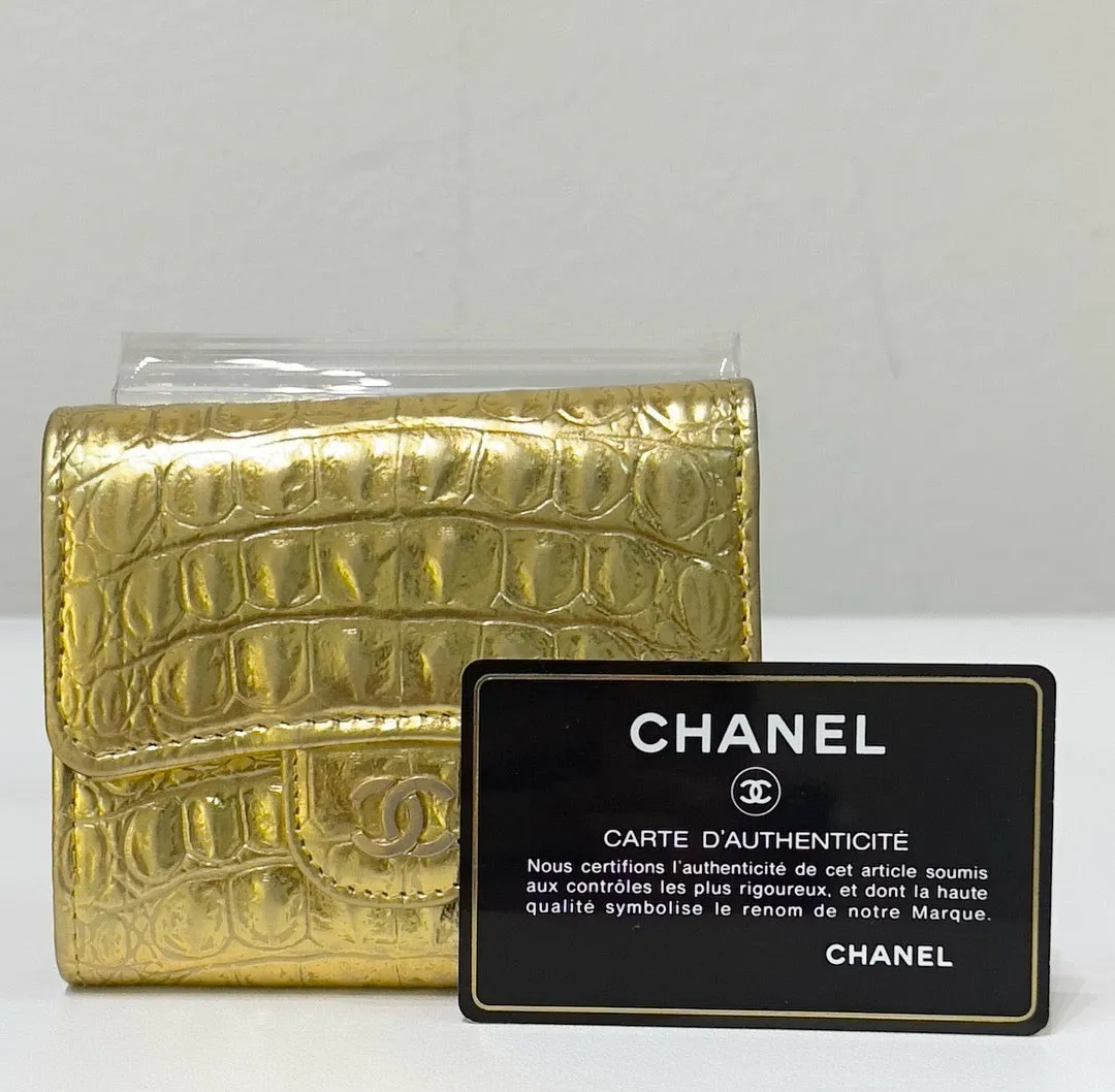Chanel Metallic Calfskin Crocodile Embossed Cocodile Compact Flap Wallet Gold GHW