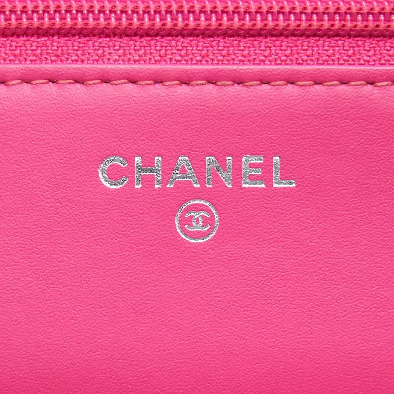 Chanel Patent Wallet on Chain