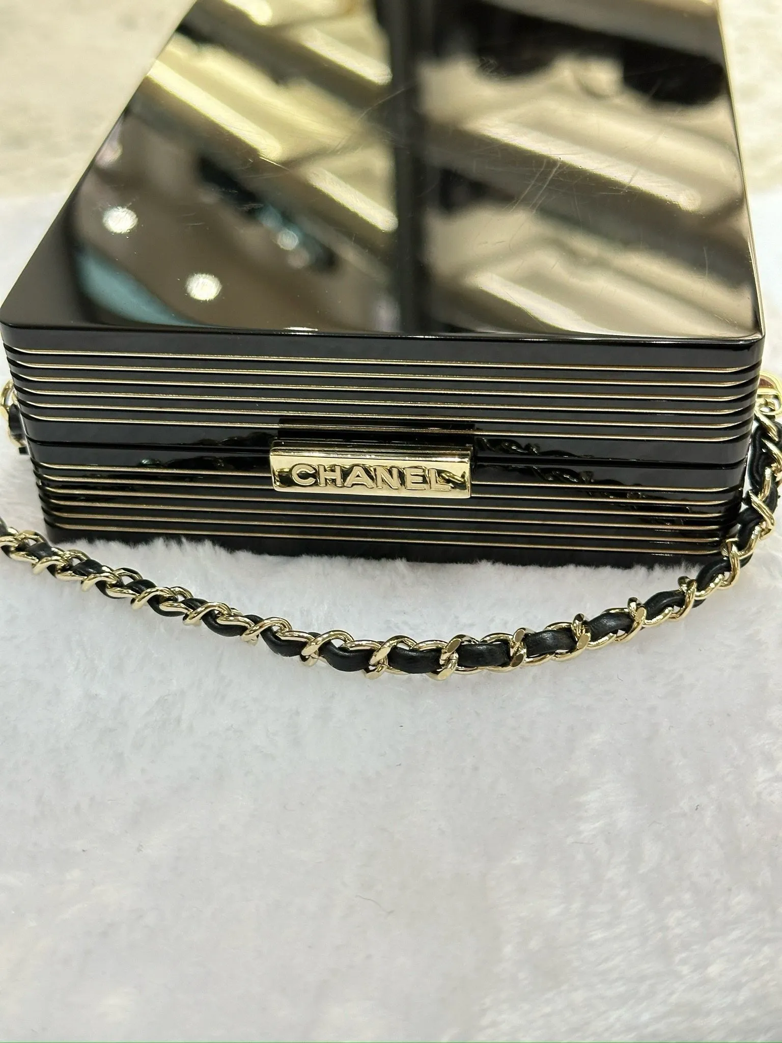 Chanel Plexiglass Pearl Playing Card Casino Minaudiere Clutch Black GHW