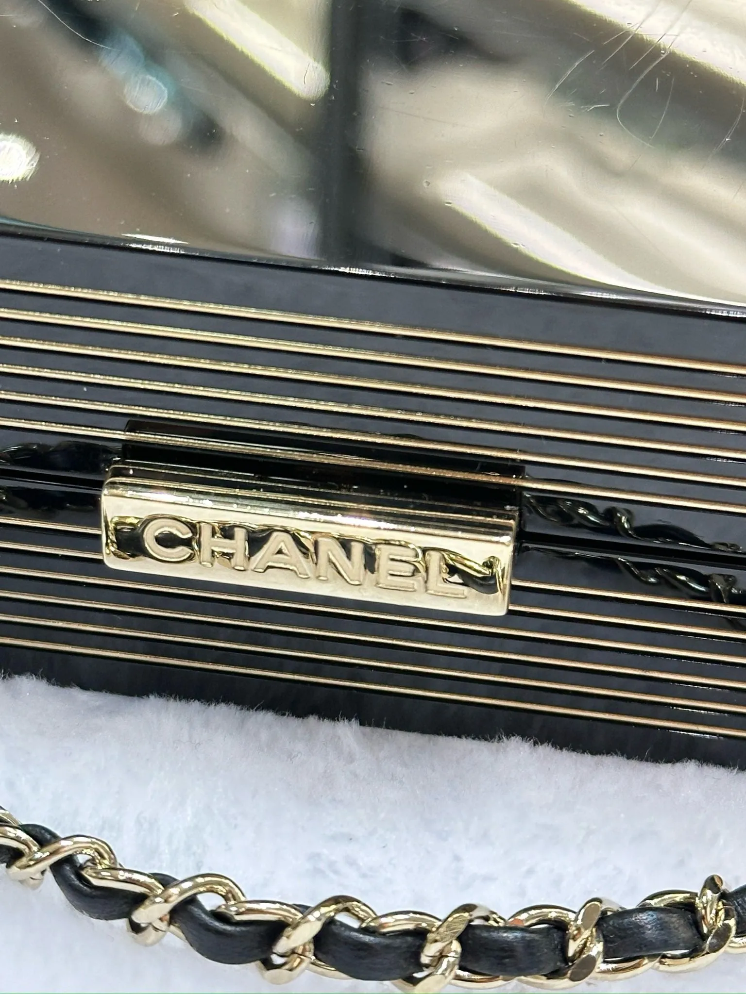Chanel Plexiglass Pearl Playing Card Casino Minaudiere Clutch Black GHW