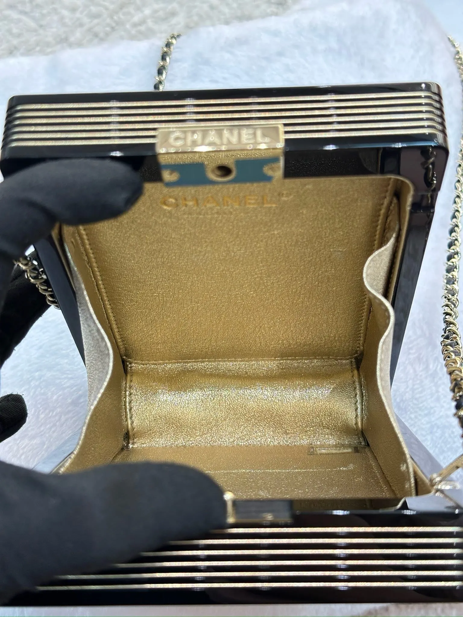 Chanel Plexiglass Pearl Playing Card Casino Minaudiere Clutch Black GHW