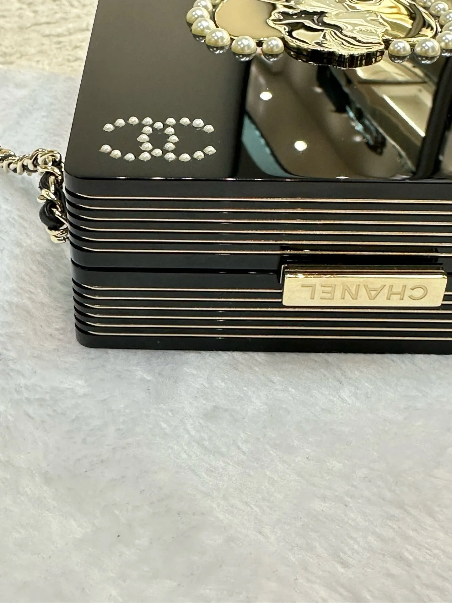 Chanel Plexiglass Pearl Playing Card Casino Minaudiere Clutch Black GHW