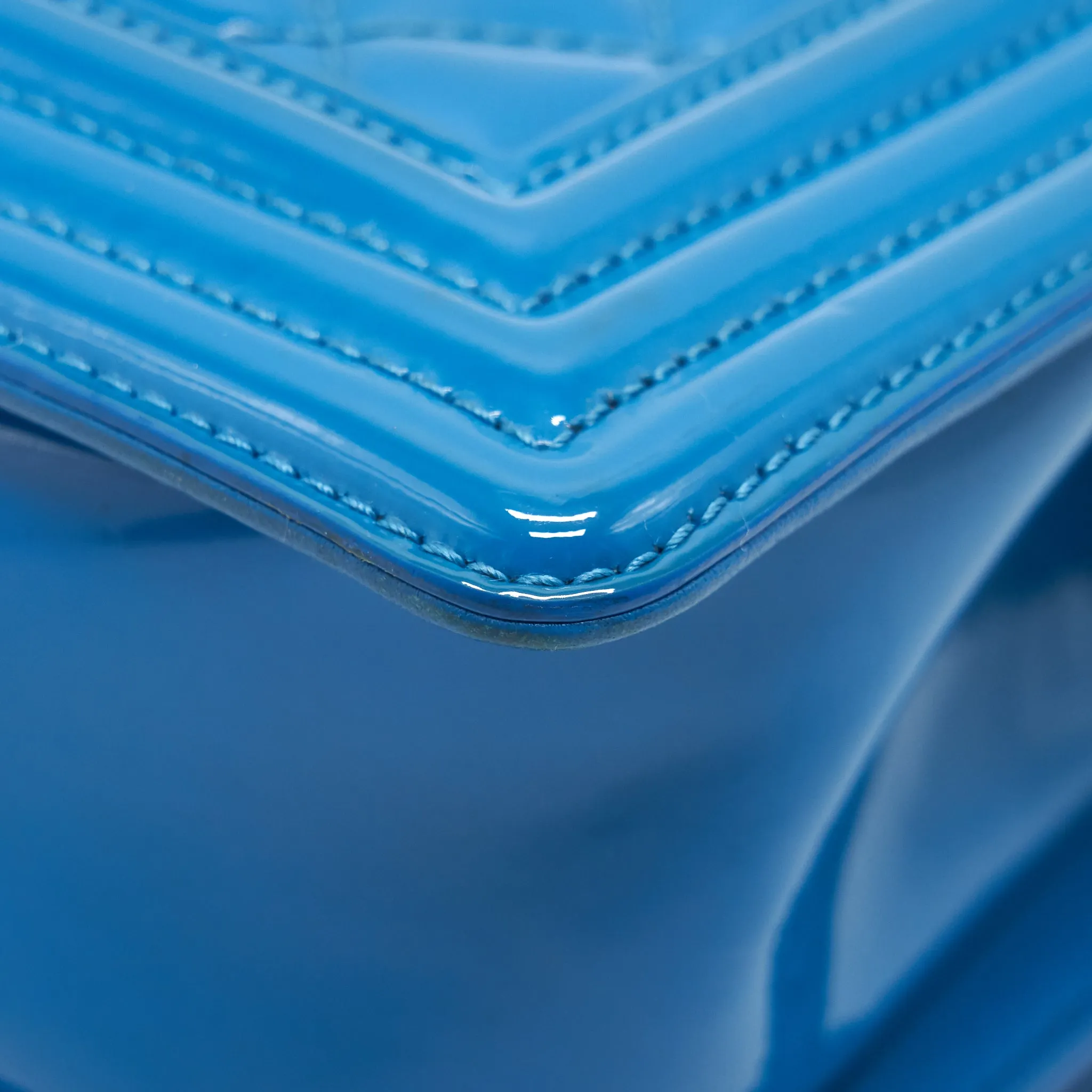 CHANEL SMALL LE BOY BAG IN PATENT LEATHER BLUE SHW
