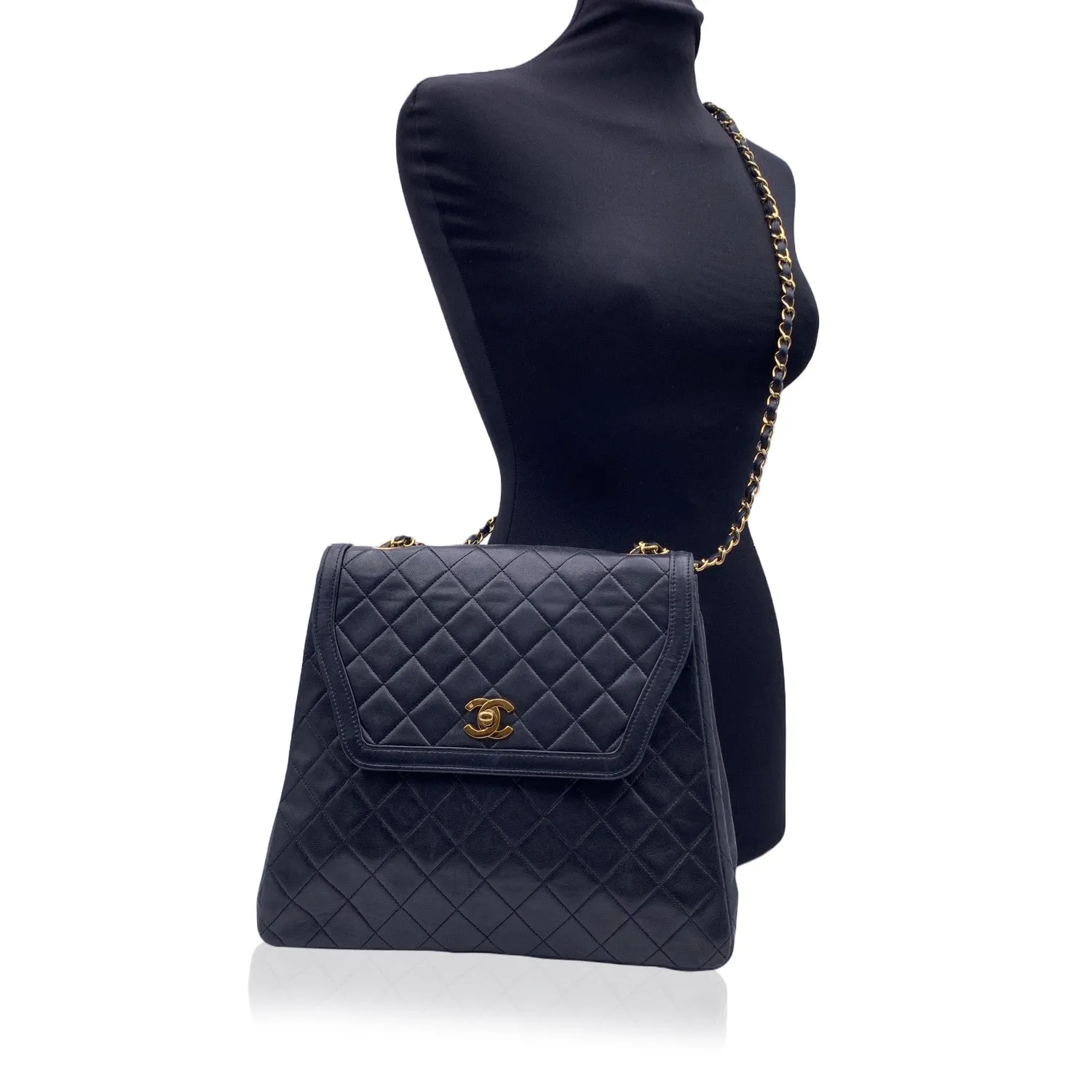 Chanel Vintage Black Quilted Trapeze Flap Shoulder Bag With Wallet