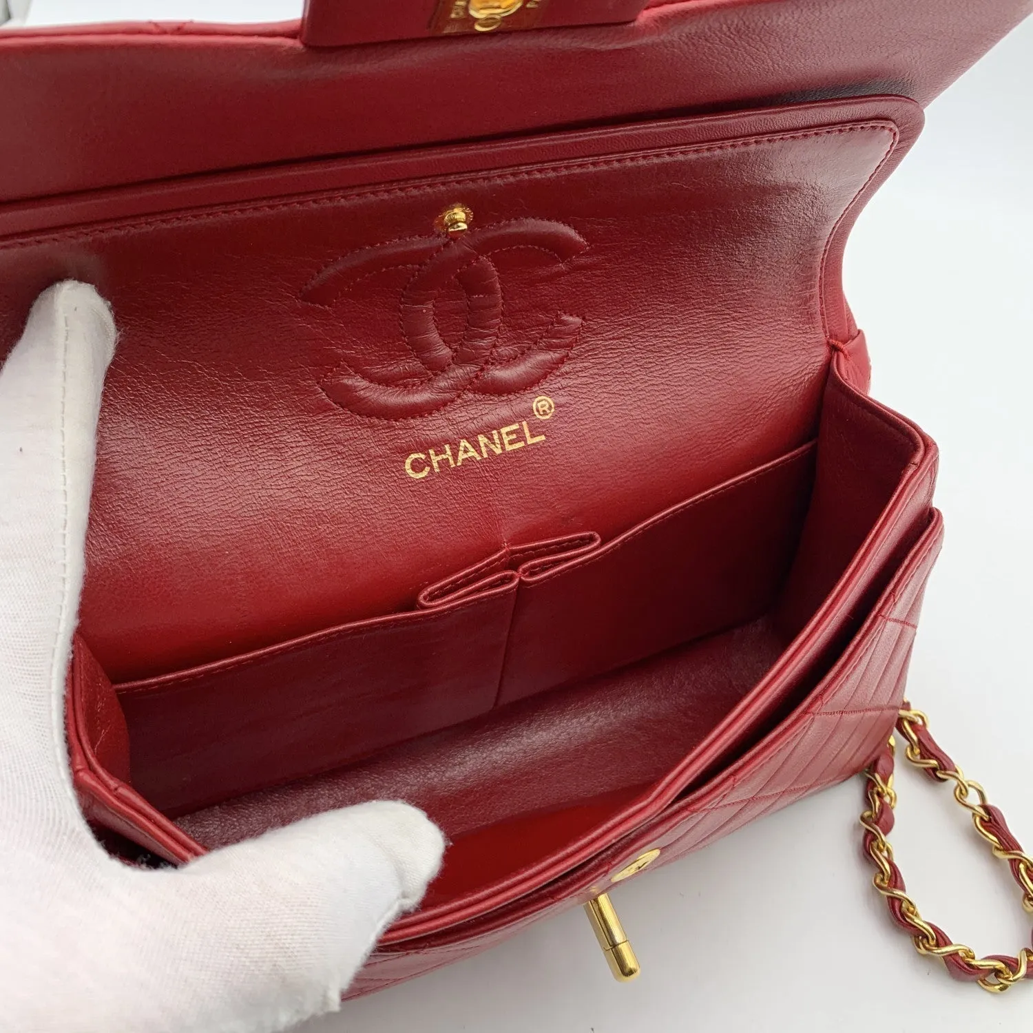 CHANEL Vintage Red Quilted Timeless Classic Small 2.55 Bag 23 Cm