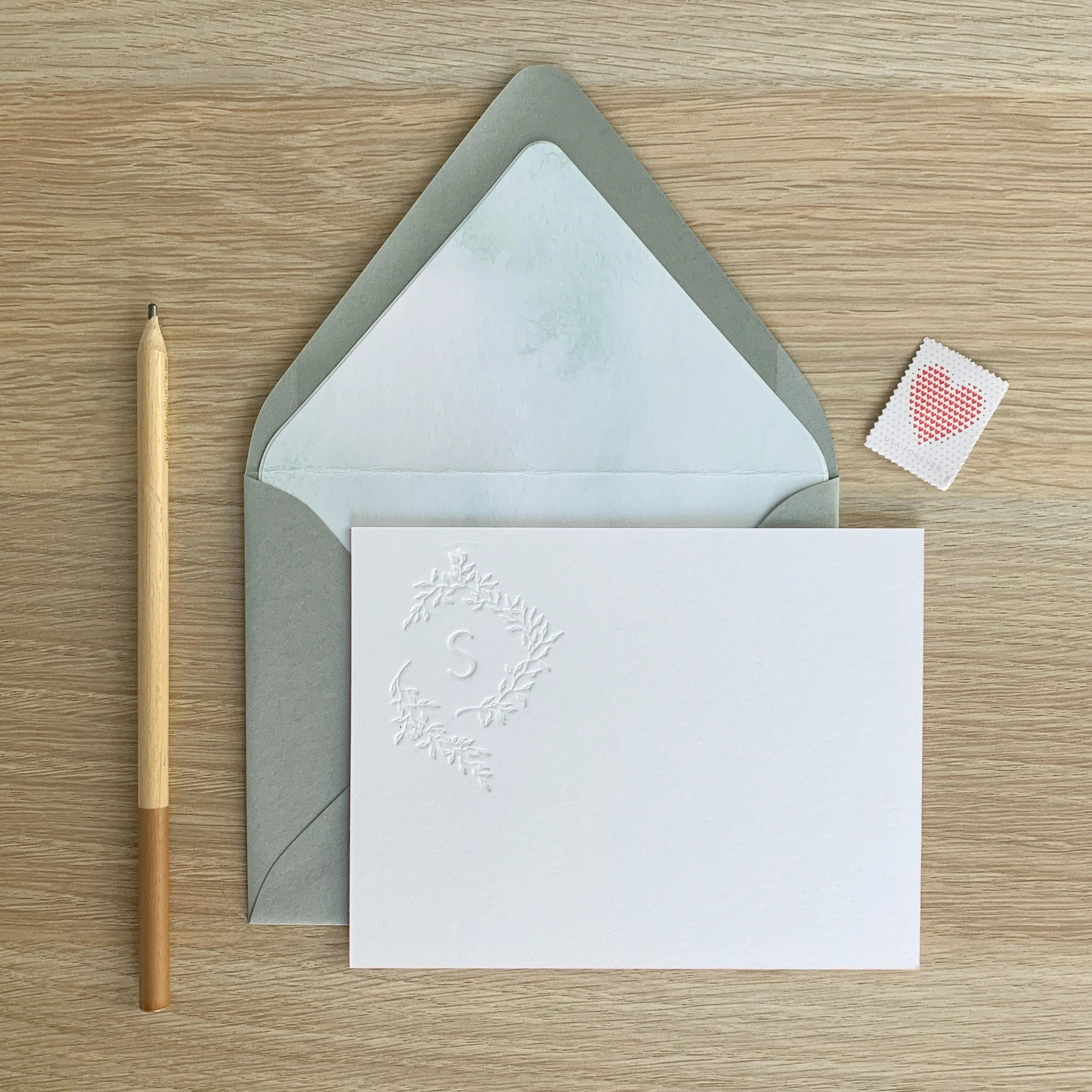 Chevron Pattern Envelope Liners