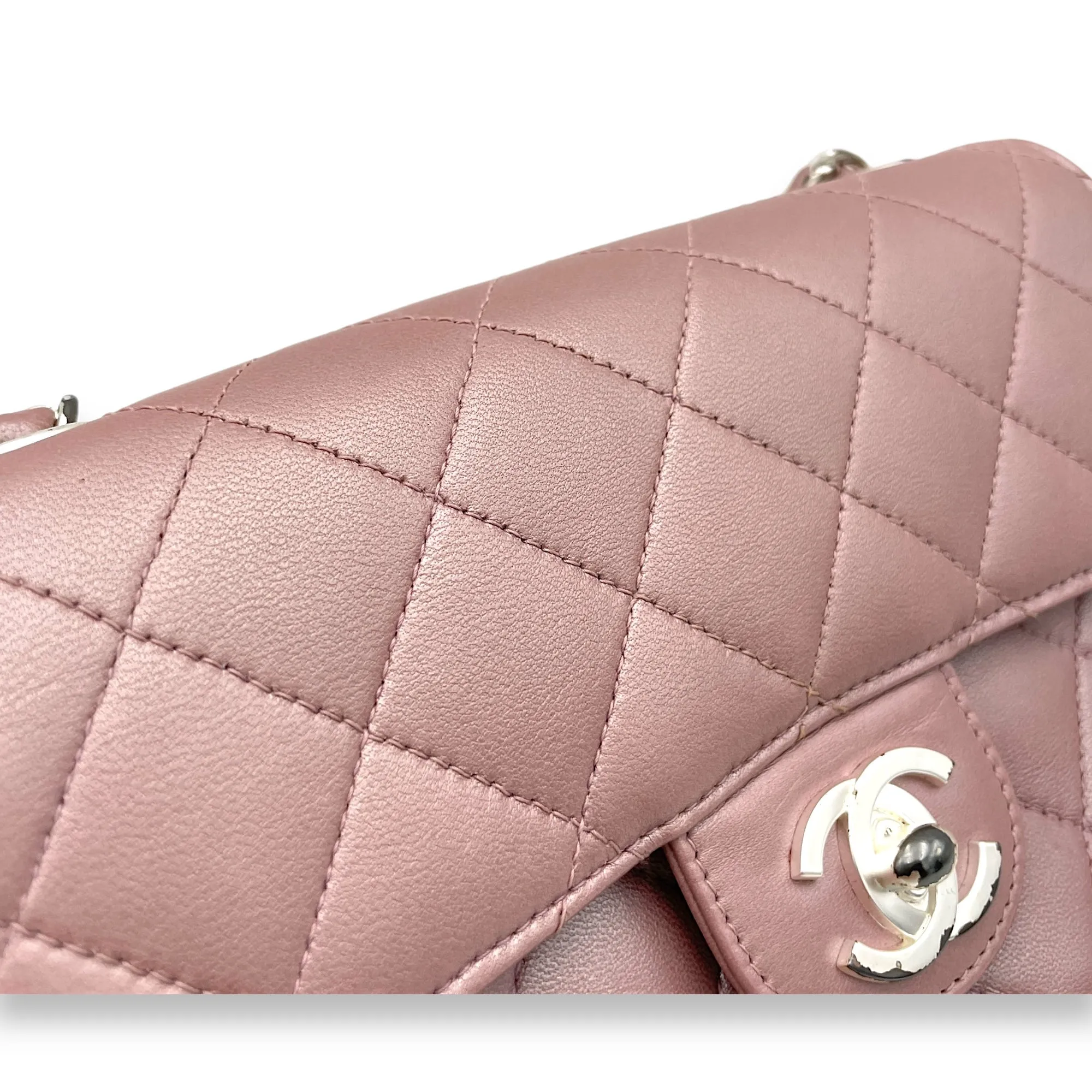 Classic Mini Pink Shoulder Bag in Lambskin, Silver hardware