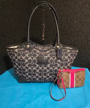 Coach Signature Denim Gallery Tote  Shoulderbag Handbag  Satchel with Wristlet