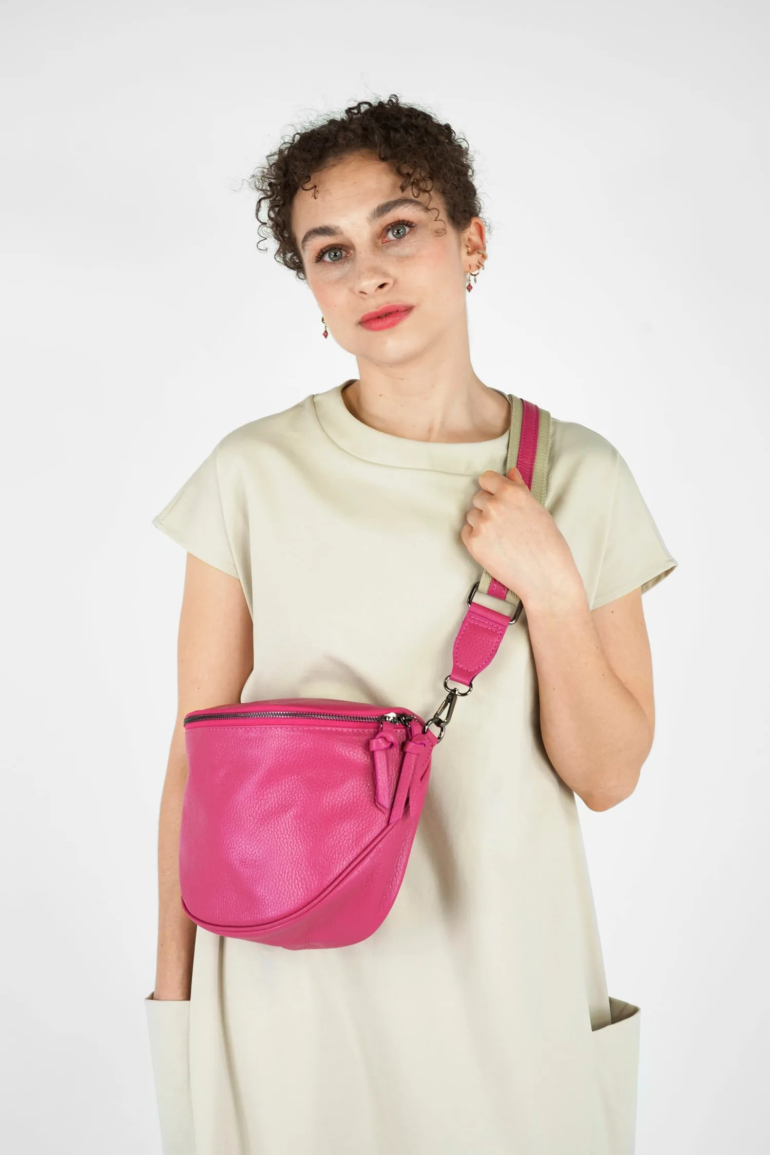 Crossbody-Bag KENNY aus genarbtem Leder