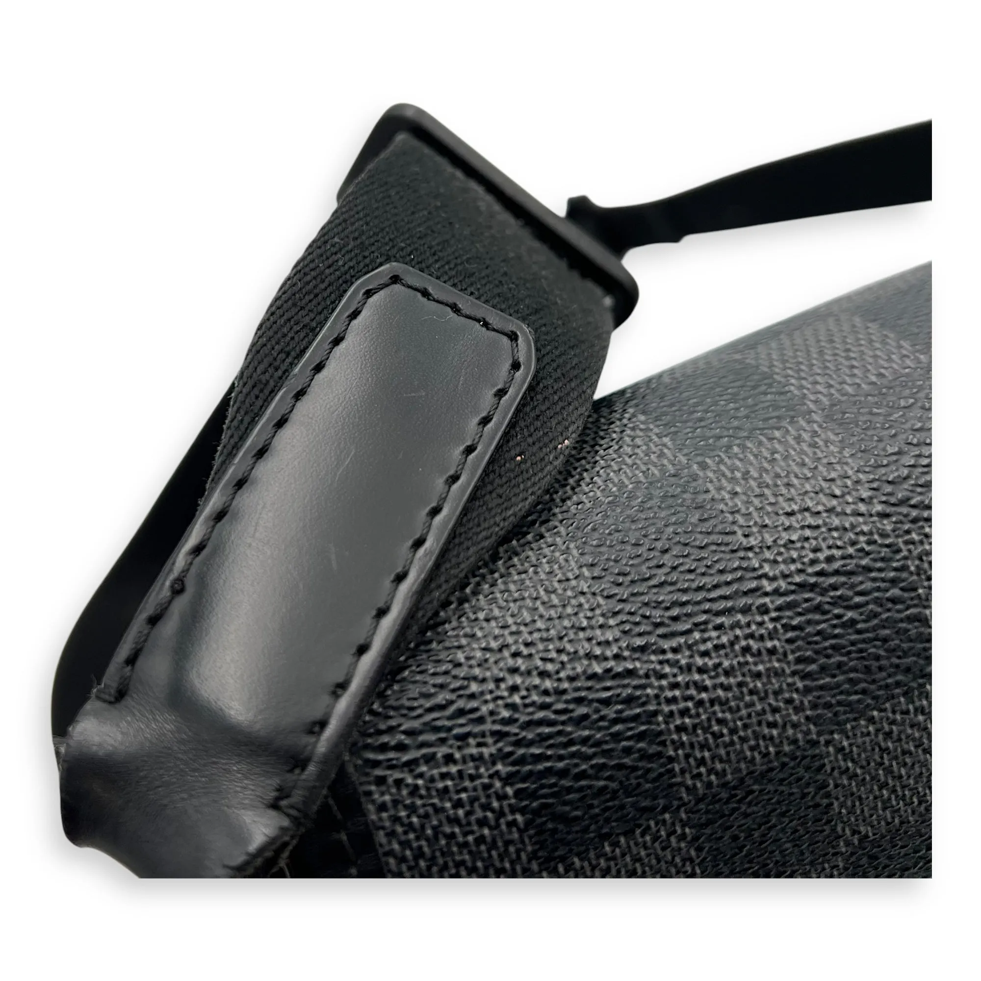 Daniel Graphite Messenger in Coated Canvas, Silver hardware