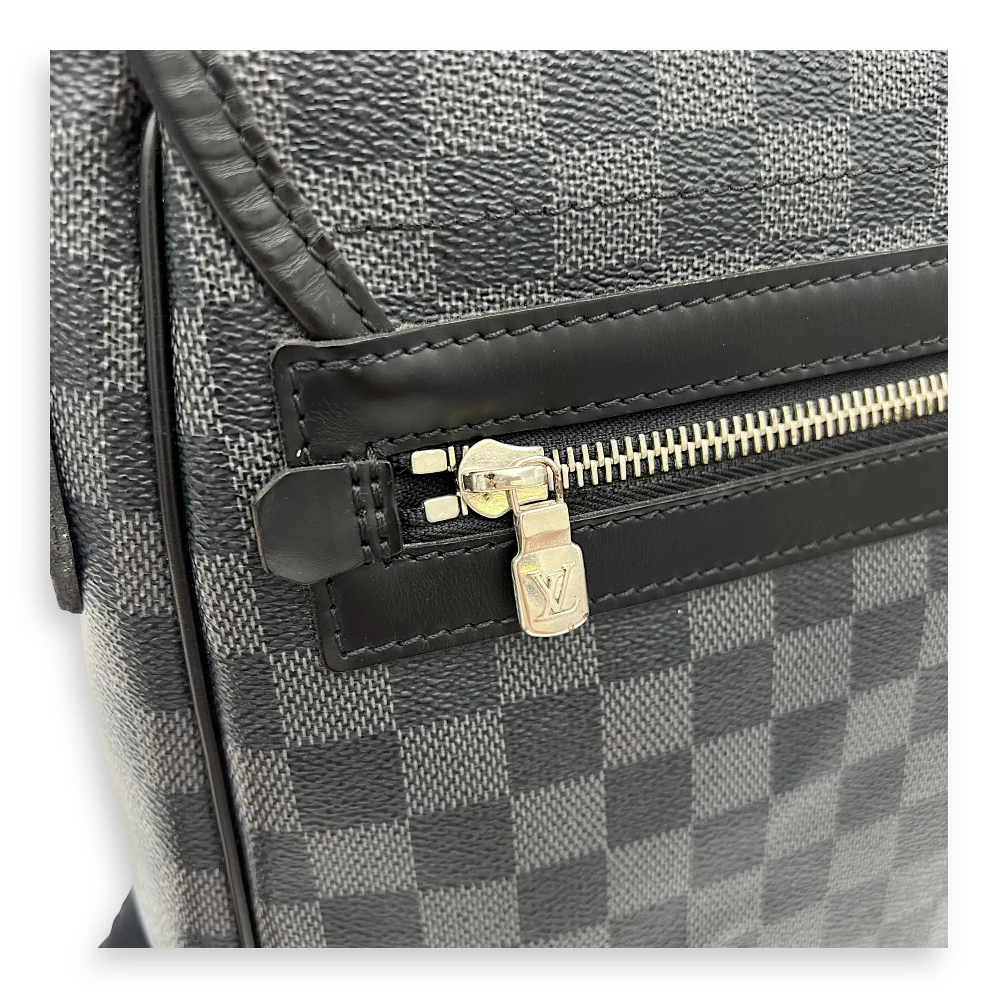 Daniel Messenger MM Graphite in Coated Canvas, Silver hardware